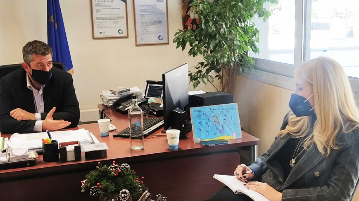 &Epsilon;&pi;ί&sigma;&kappa;&epsilon;&psi;&eta; &tau;&eta;&sigmaf; &kappa;. &Phi;&omega;&tau;&epsilon;&iota;&nu;ή &Alpha;&rho;&alpha;&mu;&pi;&alpha;&tau;&zeta;ή &sigma;&tau;&alpha; &gamma;&rho;&alpha;&phi;&epsilon;ί&alpha; &tau;&eta;&sigmaf; &Delta;&Epsilon;&Upsilon;&Alpha;&Sigma;