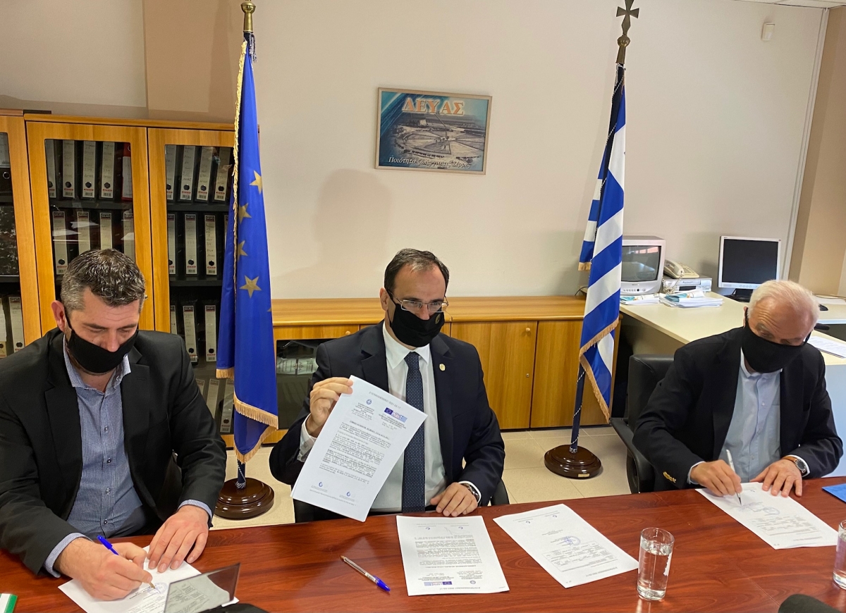 &Alpha;&lambda;έ&xi;&alpha;&nu;&delta;&rho;&omicron;&sigmaf; &Chi;&rho;&upsilon;&sigma;ά&phi;&eta;&sigmaf;:&nbsp;&Kappa;&alpha;&lambda;ύ&pi;&tau;&omicron;&upsilon;&mu;&epsilon; &tau;&iota;&sigmaf; &alpha;&nu;ά&gamma;&kappa;&epsilon;&sigmaf; ύ&delta;&rho;&epsilon;&upsilon;&sigma;&eta;&sigmaf;&nbsp;&gamma;&iota;&alpha; &tau;&alpha; &epsilon;&pi;ό&mu;&epsilon;&nu;&alpha; 60 &chi;&rho;ό&nu;&iota;&alpha;